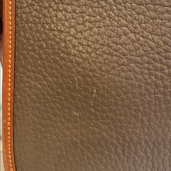 ⭐Dooney & Bourke Vintage Pebbled Leather Crossbody - Picture 6 of 12